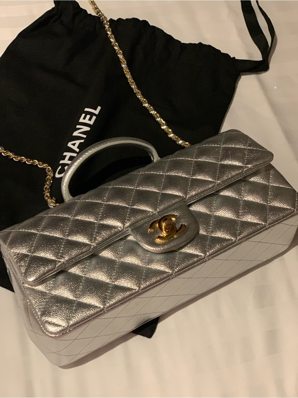 Brand new this week season rare Limited edition authentic Chanel silver purse - Picture 10 of 17